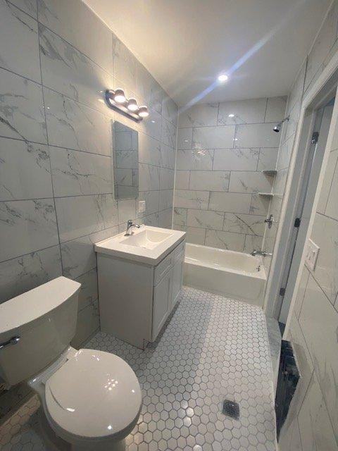 518 Coney Island Ave - Photo 3 of 5