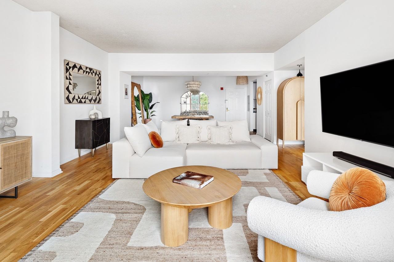 The North Constitution - Photo 5 of 26