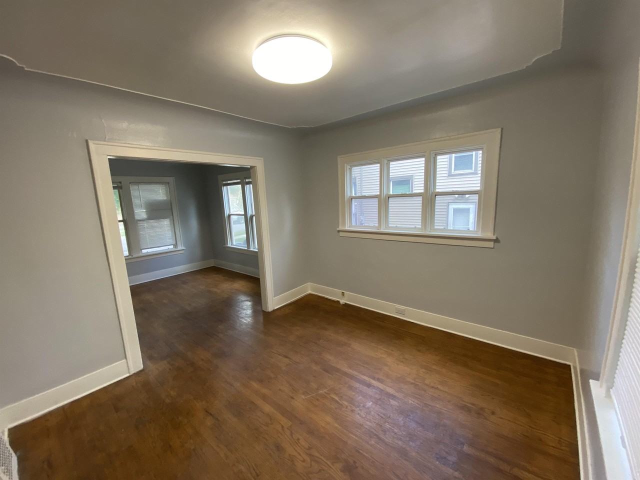 1050 Neland Ave Se #1 - Photo 3 of 8