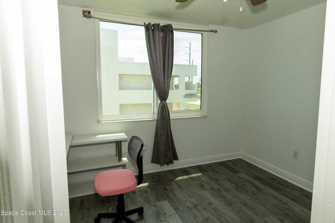 2105 Atlantic Street-624 - 1 #1 - Photo 3 of 27