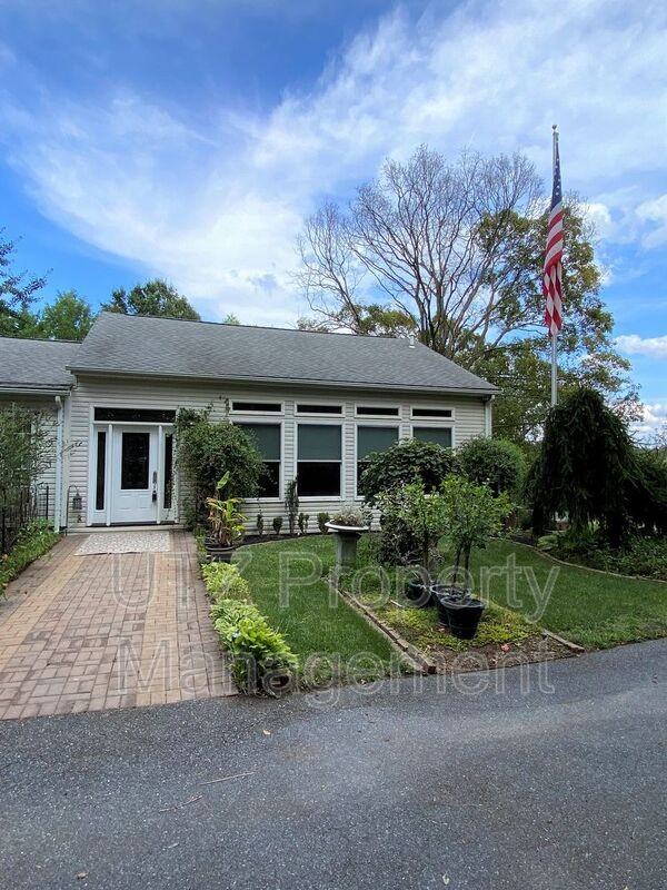 427 W Old Liberty Rd - Photo 3 of 13