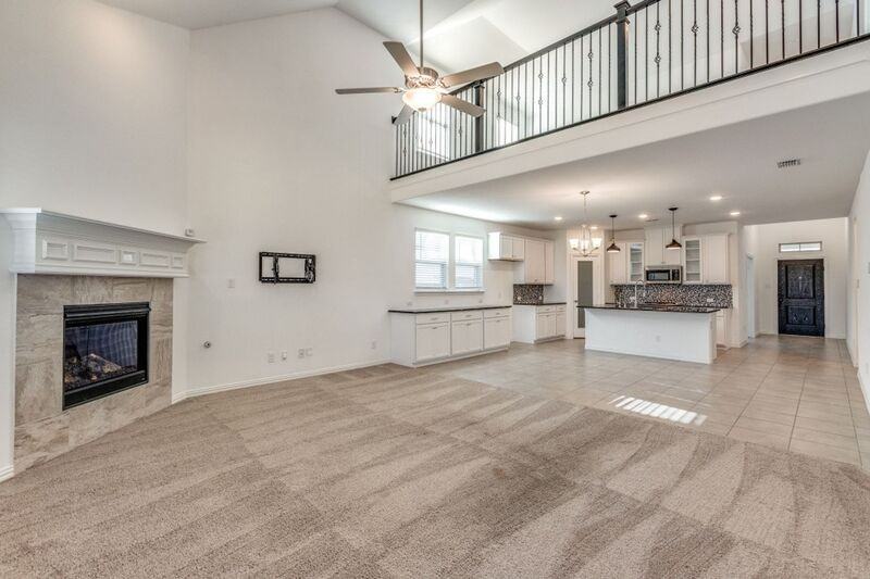 1501 Ross Ave - Photo 3 of 13