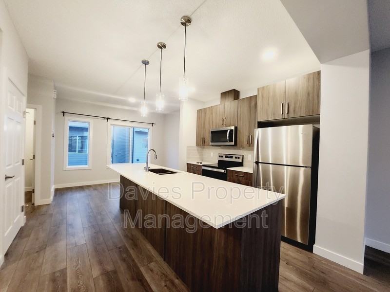 804 Welsh Dr Sw #160 - Photo 2 of 20