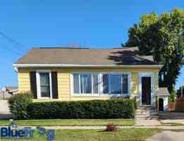 featured image of 628 W 6th Ave