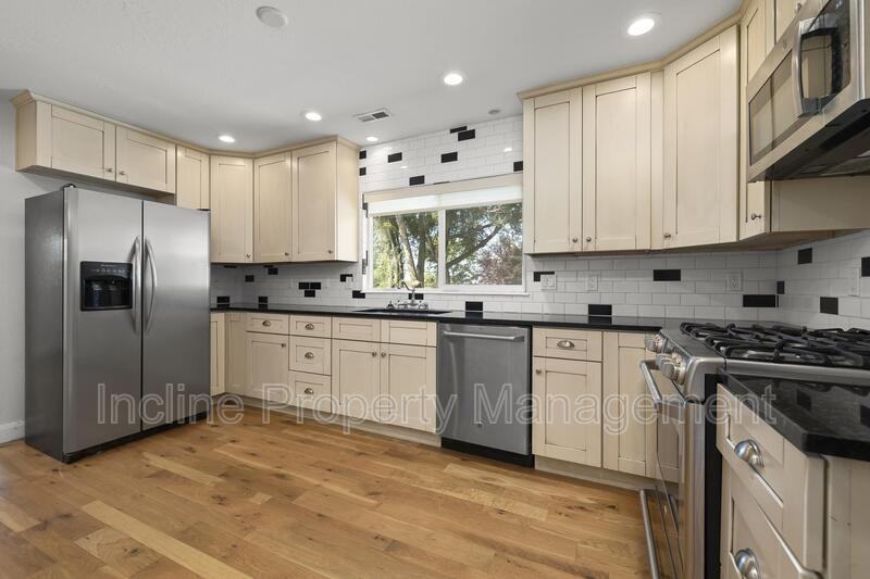 1830 Nw - Photo 7 of 19