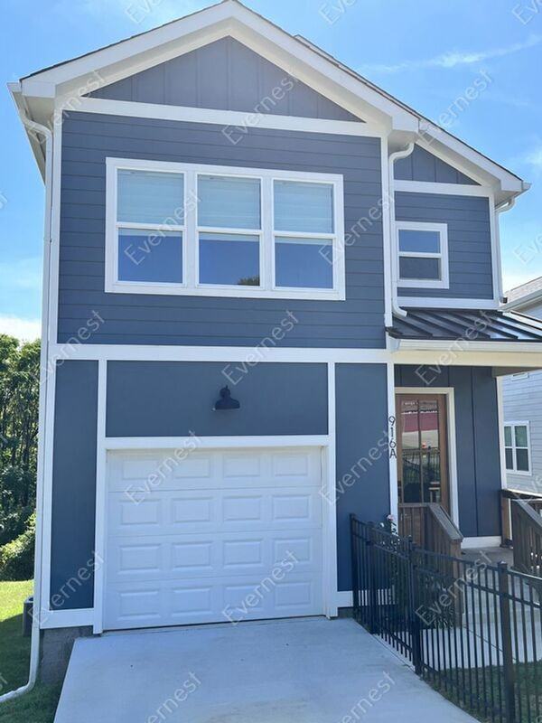 916A Crescent Hill Rd - Photo 2 of 45