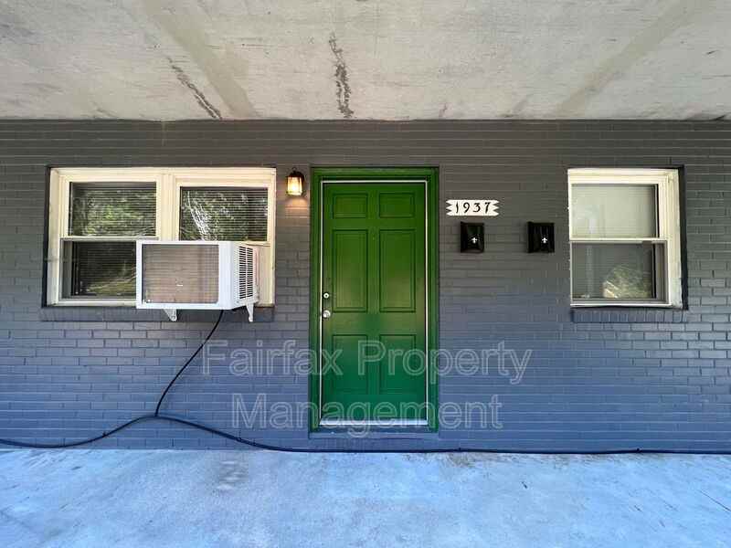 1937 Morehead Ave #1937 - Photo 3 of 24