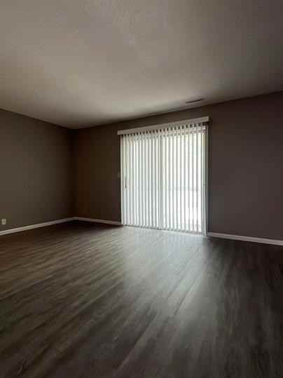 1027 A - Photo 2 of 10