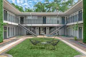 featured image of 2623 Whitney St