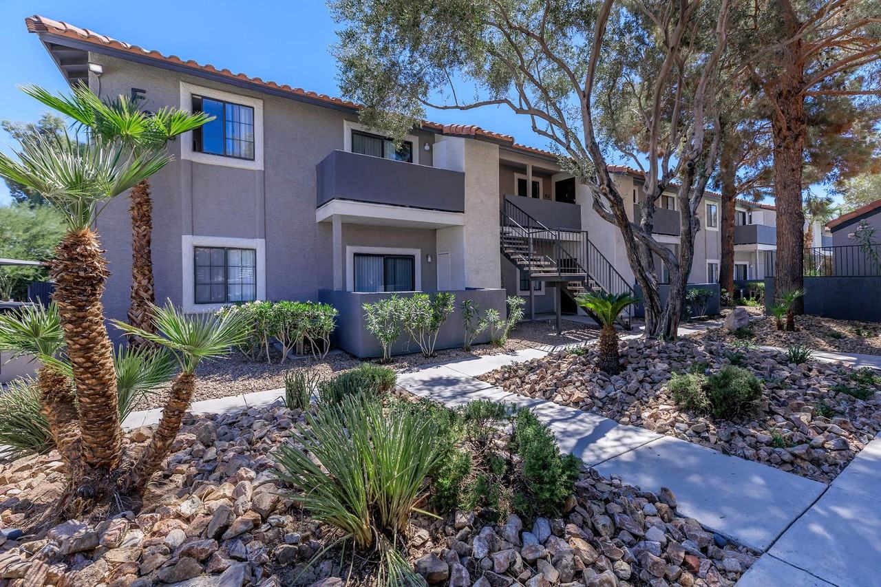 Parc 17 - Photo 7 of 50