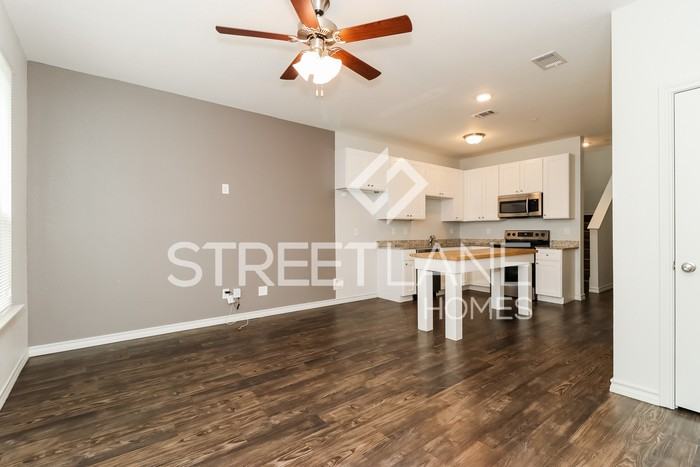 3312 Brambleton Hill Pl - Photo 2 of 15