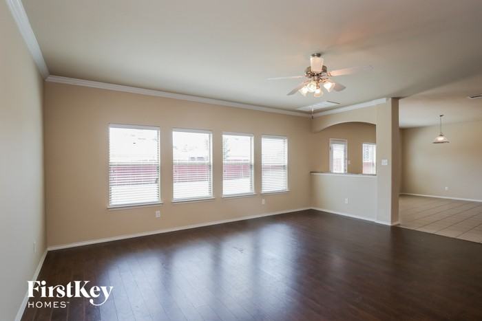 6220 Chalk Hollow Dr - Photo 3 of 15