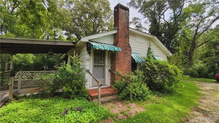 411 6th St Ne - Photo 2 of 7