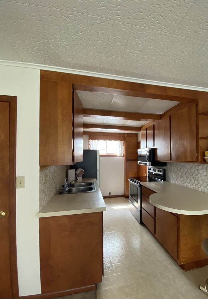 337 Lenox Ave #A - Photo 3 of 5