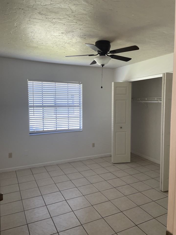 814 Poinciana St #NA - Photo 3 of 8