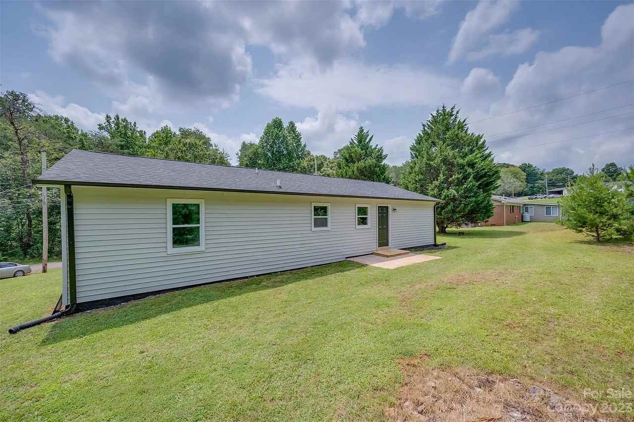 189 Gail Dr #NA - Photo 2 of 10