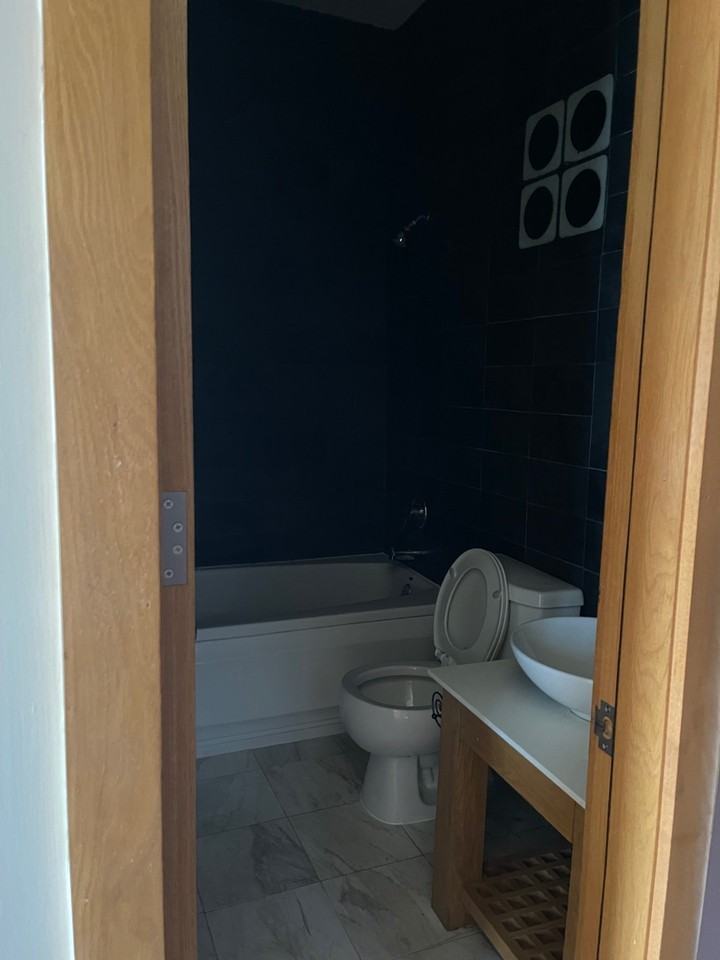 477 Saint Marks Pl #202 - Photo 7 of 8