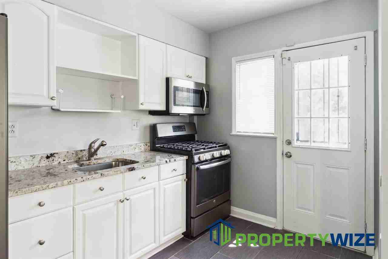 1019 Witherspoon Rd #1 - Photo 6 of 31