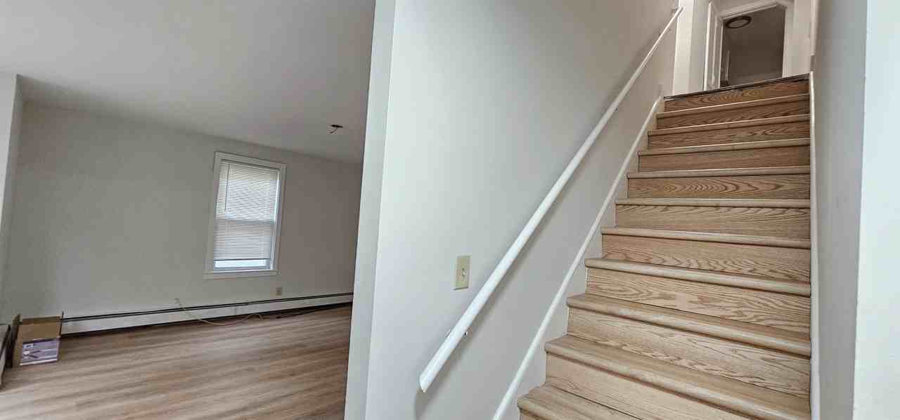 11 - 17 Sanborn Street - 17 #17 - Photo 6 of 10
