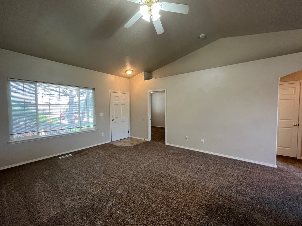 16847 Bayou Way #16847B - Photo 3 of 20