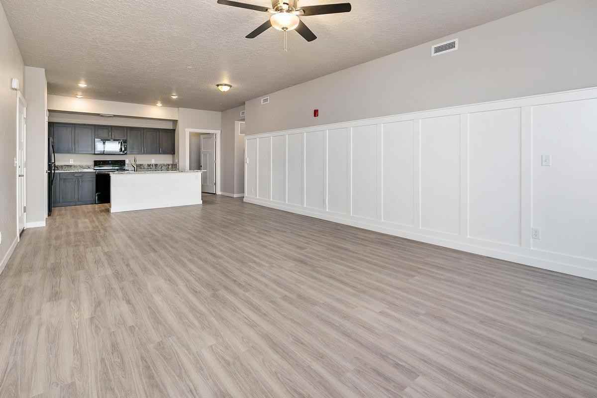 10201 Cherry Lane - Photo 4 of 20