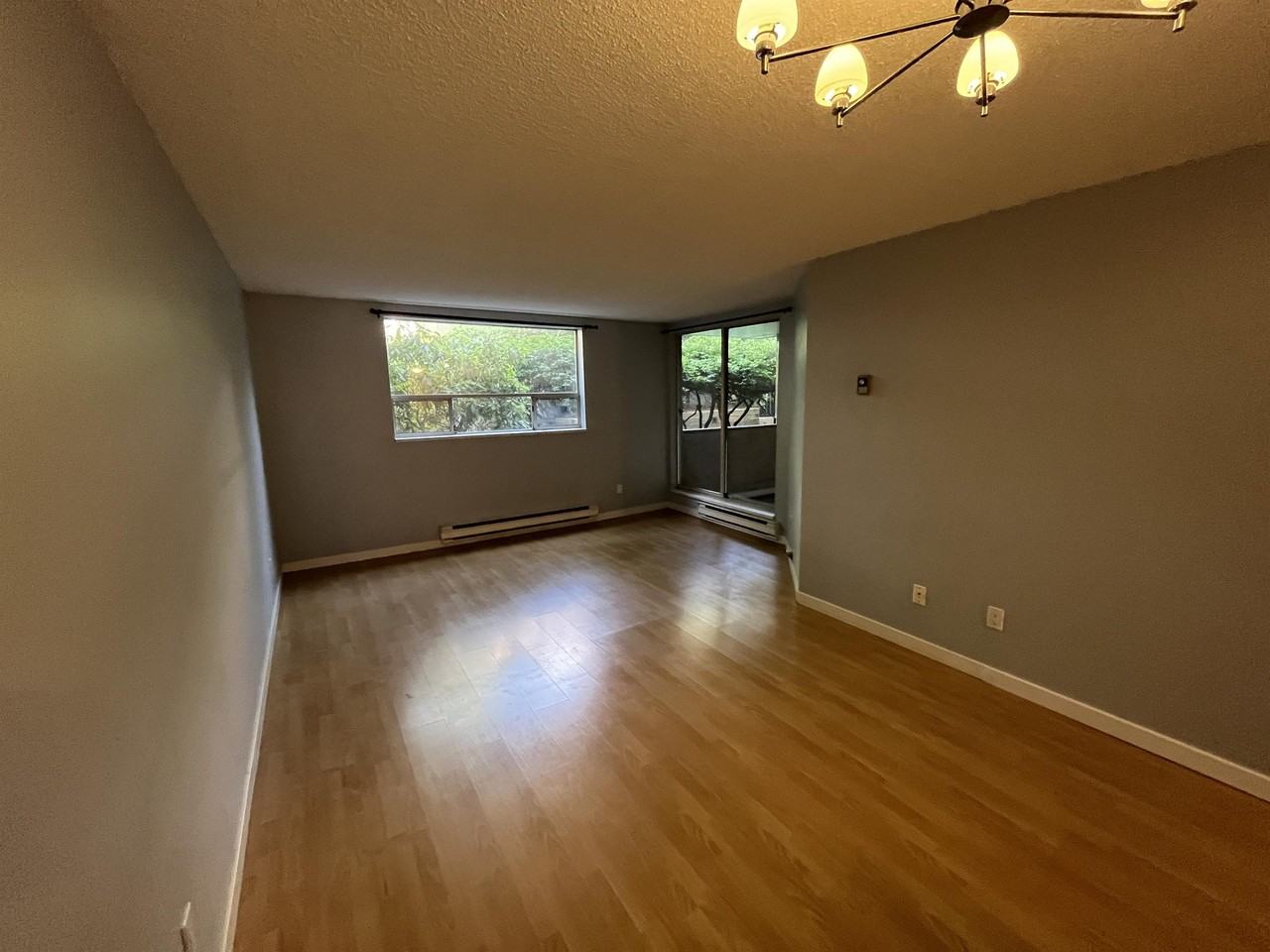 1345 Comox St #102 - Photo 5 of 8