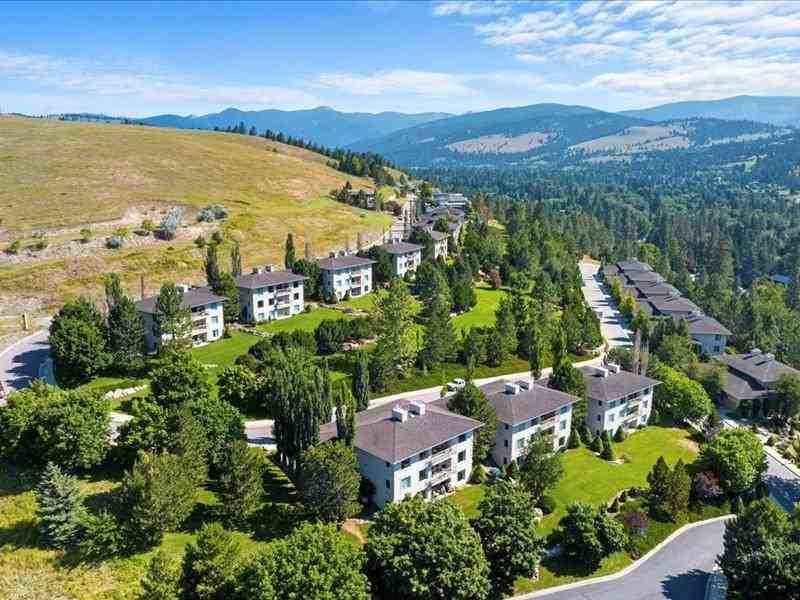 1101 W Greenough Dr - Photo 5 of 11