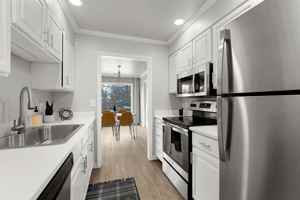 featured image of 1101 W Greenough Dr