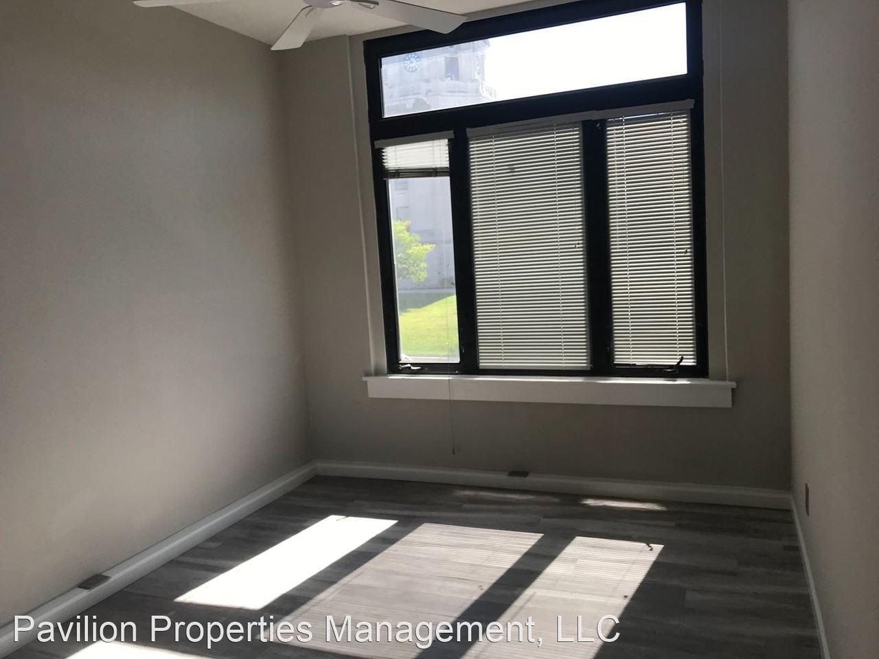 105 N College Ave - Photo 3 of 7