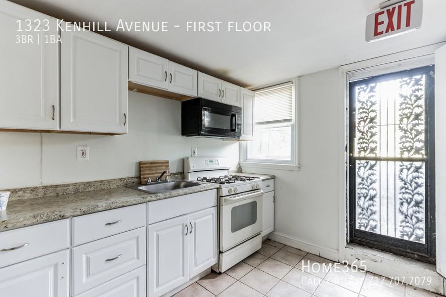 1323 Kenhill Ave #1stFL - Photo 2 of 18