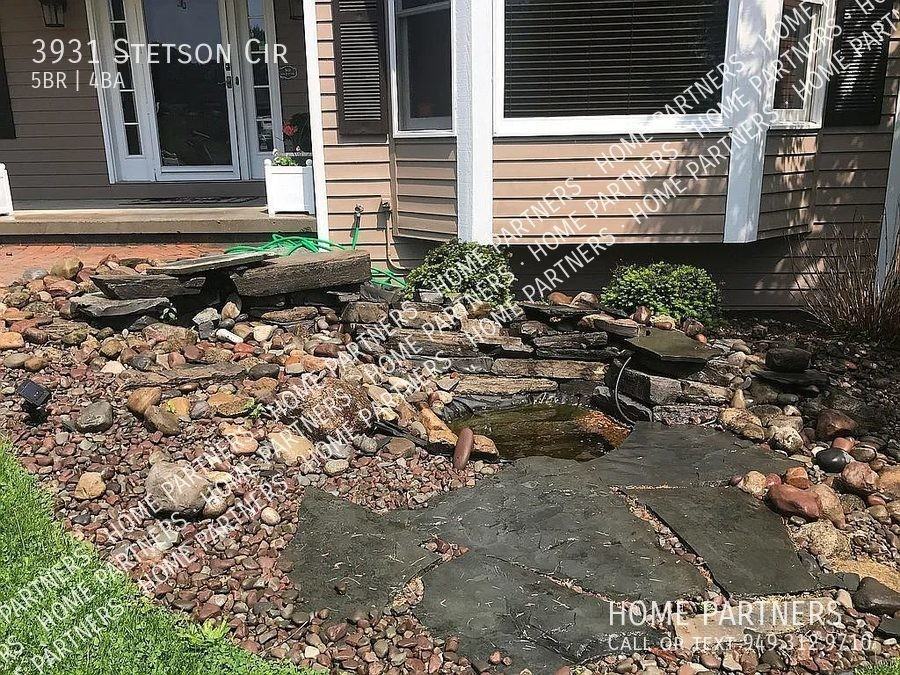 3931 Stetson Cir - Photo 3 of 26