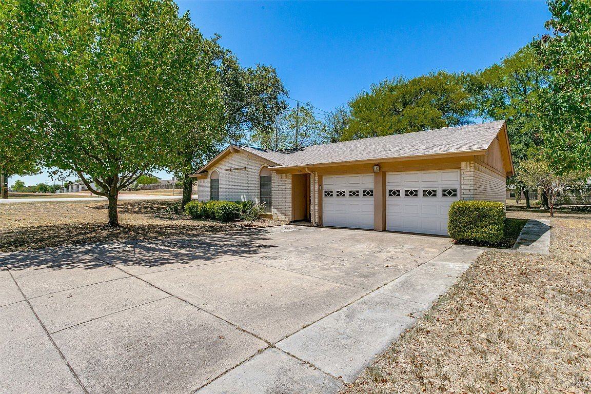 801 Charleston Dr #NA - Photo 3 of 24