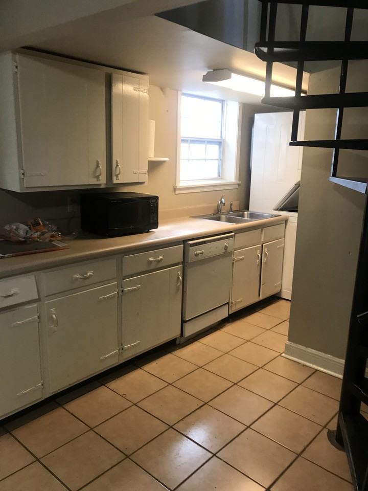 5006 Bienville St #A - Photo 2 of 12