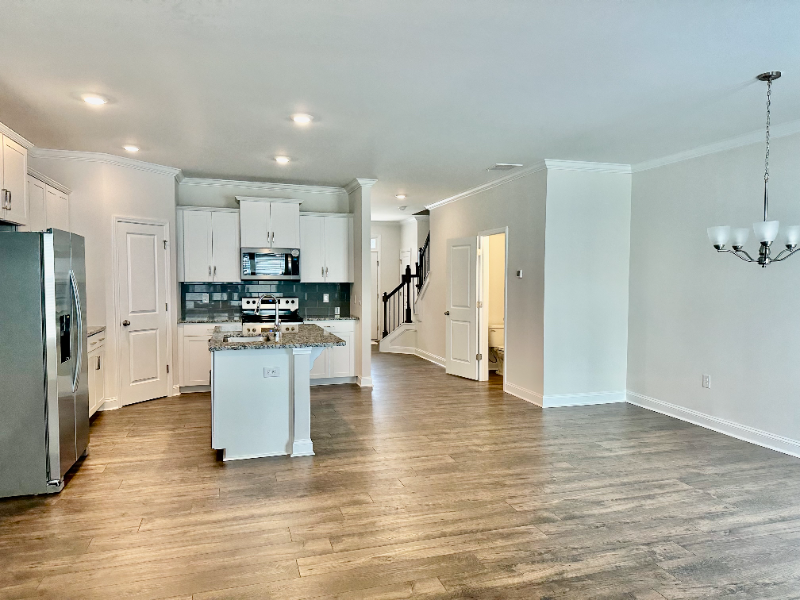 175 Creekview Rd - Photo 5 of 29