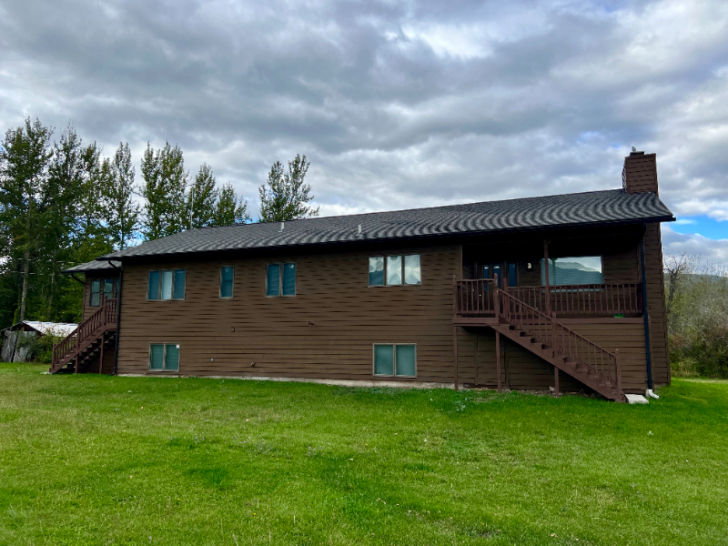 900 Coombs Ln - Photo 3 of 21