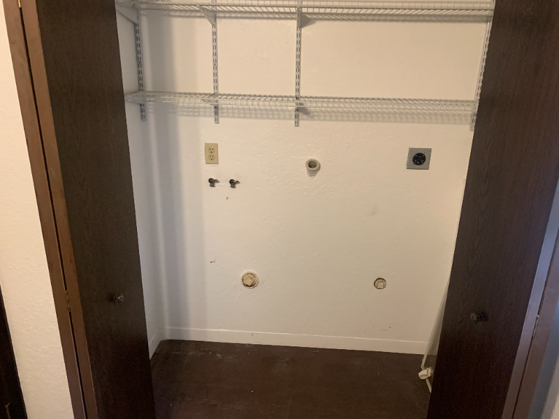 2215 9th Ave - Photo 7 of 8