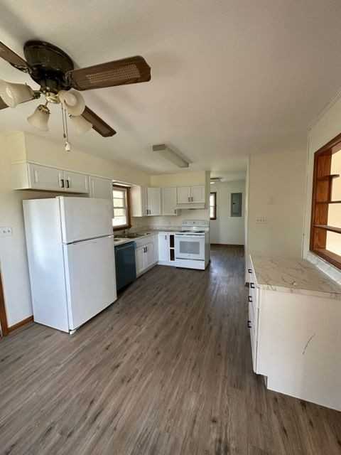 6648 Catlett Rd - Photo 3 of 10
