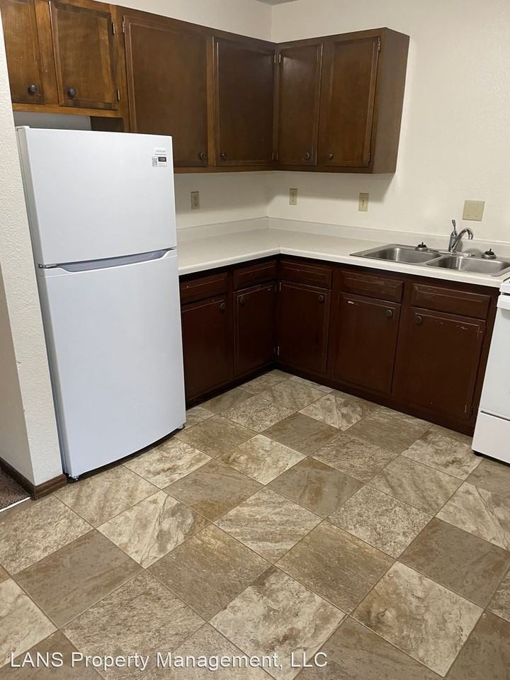 Fairwinds Apartments - Photo 2 of 10