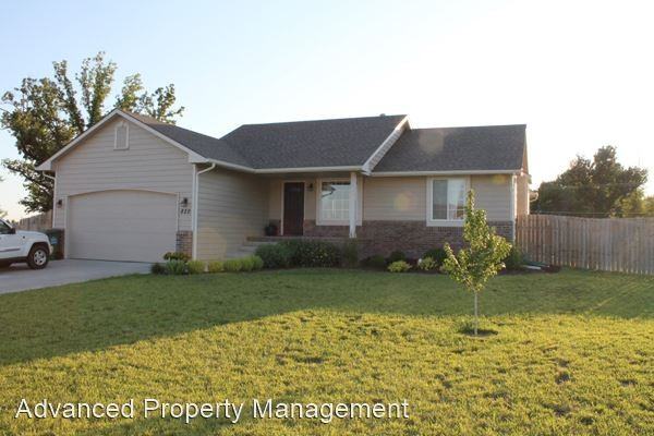 820 Fossilridge Dr - Photo 2 of 26