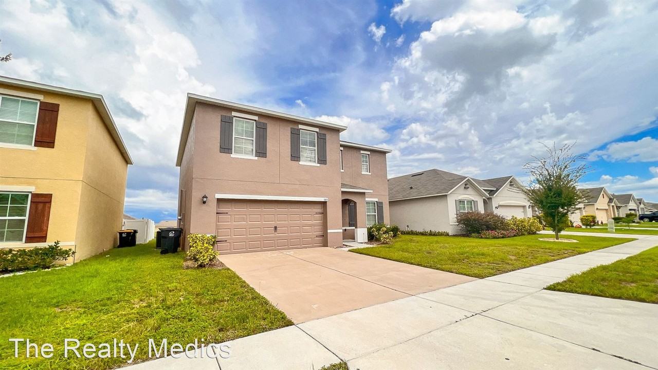 543 Squires Grove Dr - Photo 2 of 27