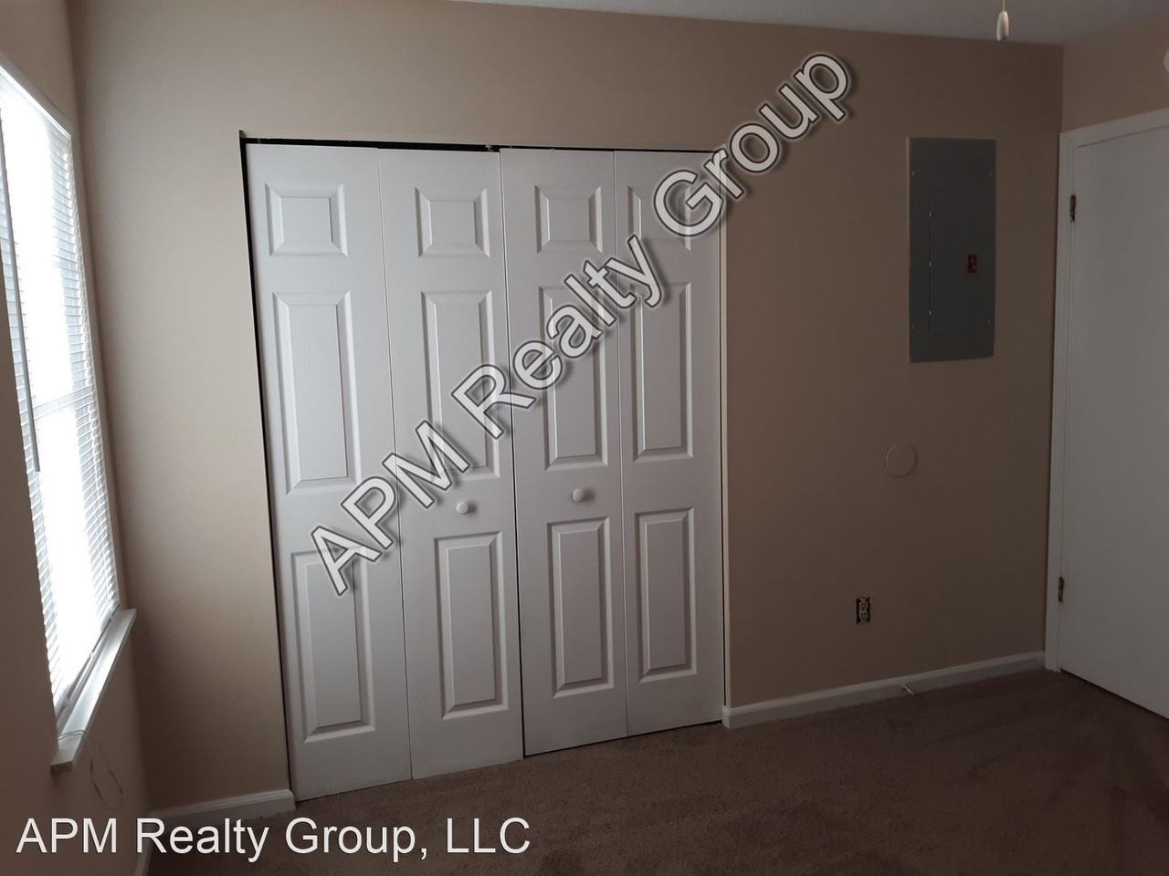 22A Cutlers Ct - Photo 2 of 14