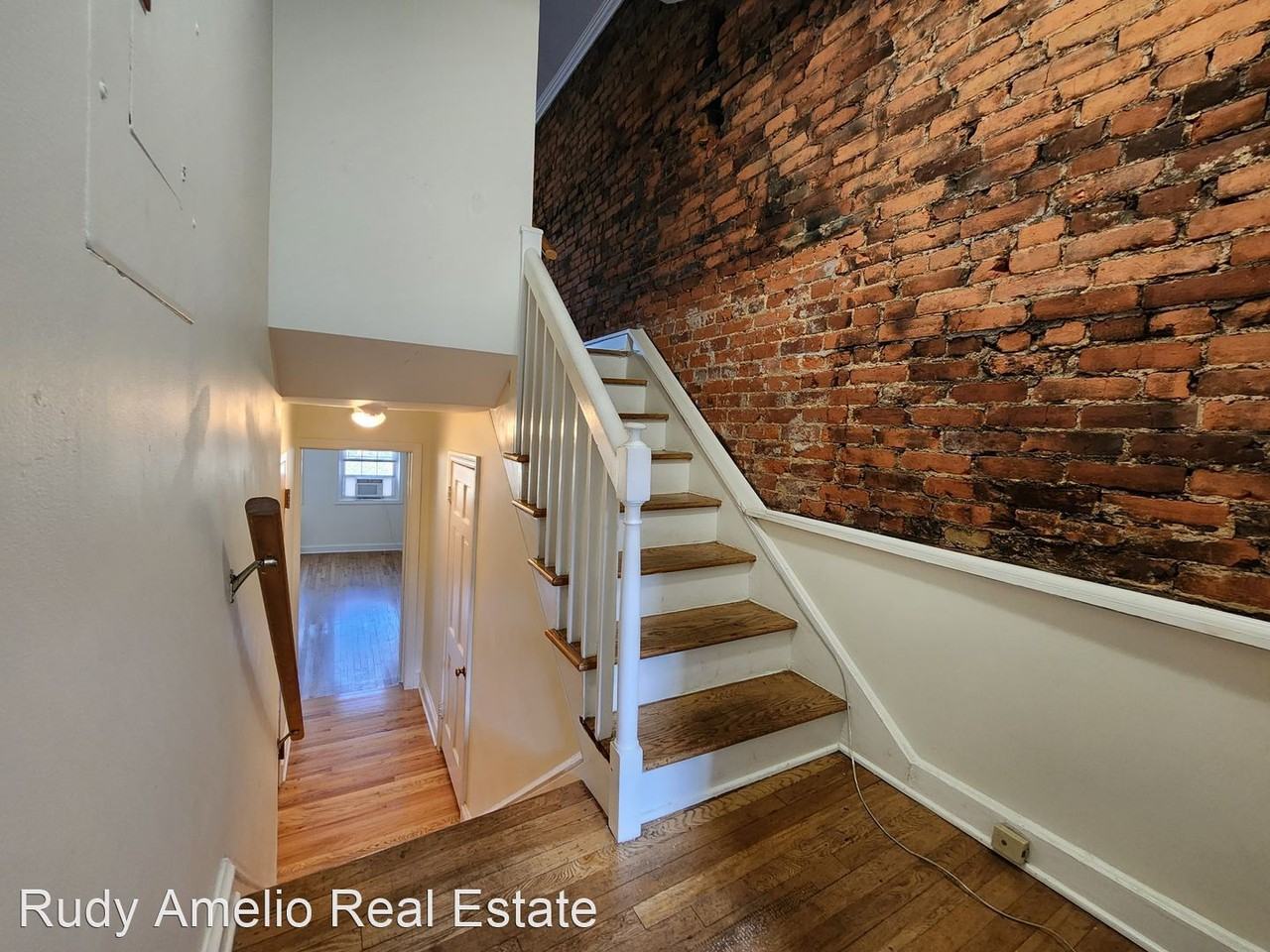 Historic Bethlehem Apartment - Photo 3 of 34