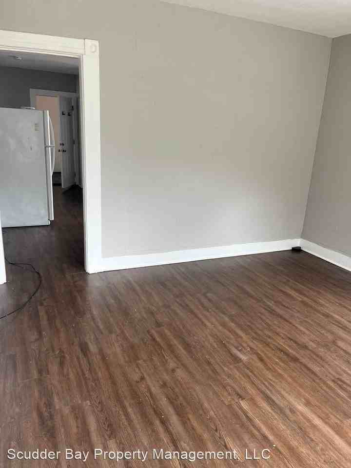 31 Aetna St - Photo 3 of 10