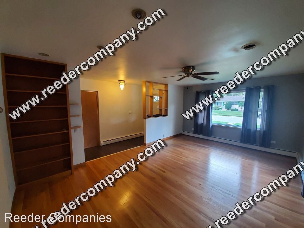 9221 Grace St - Photo 3 of 17