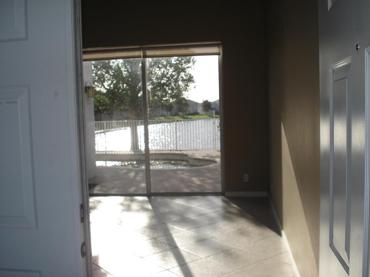 127 Lancaster Way #4000 - Photo 2 of 8