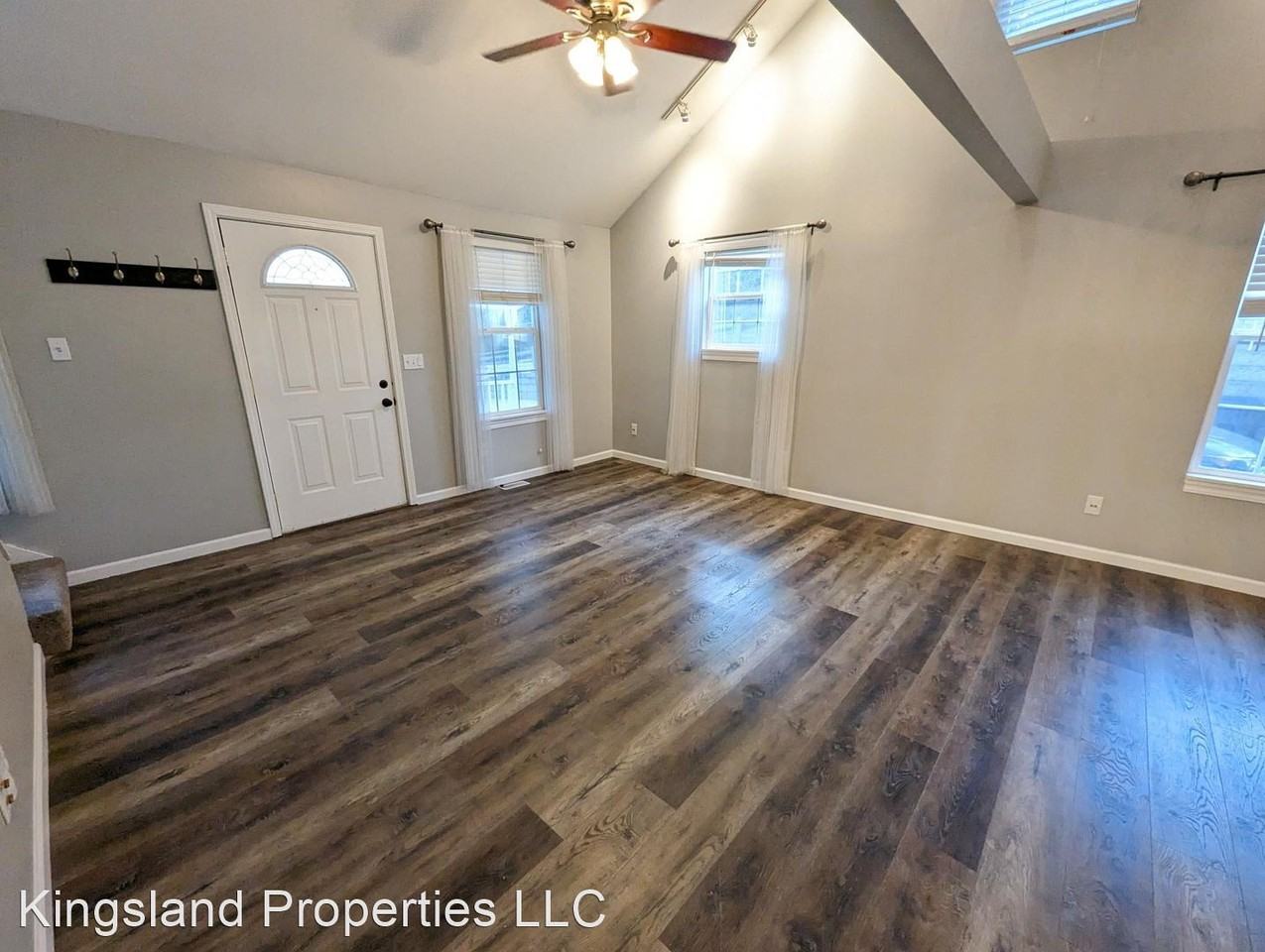 21 Jefferson Ave - Photo 2 of 14