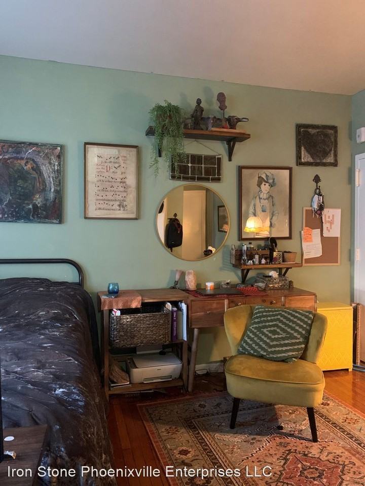 Florence Flats 800 S 49th St - Photo 2 of 20