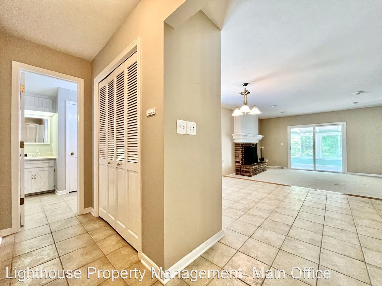 4500 8th Ave Sw - Photo 3 of 50