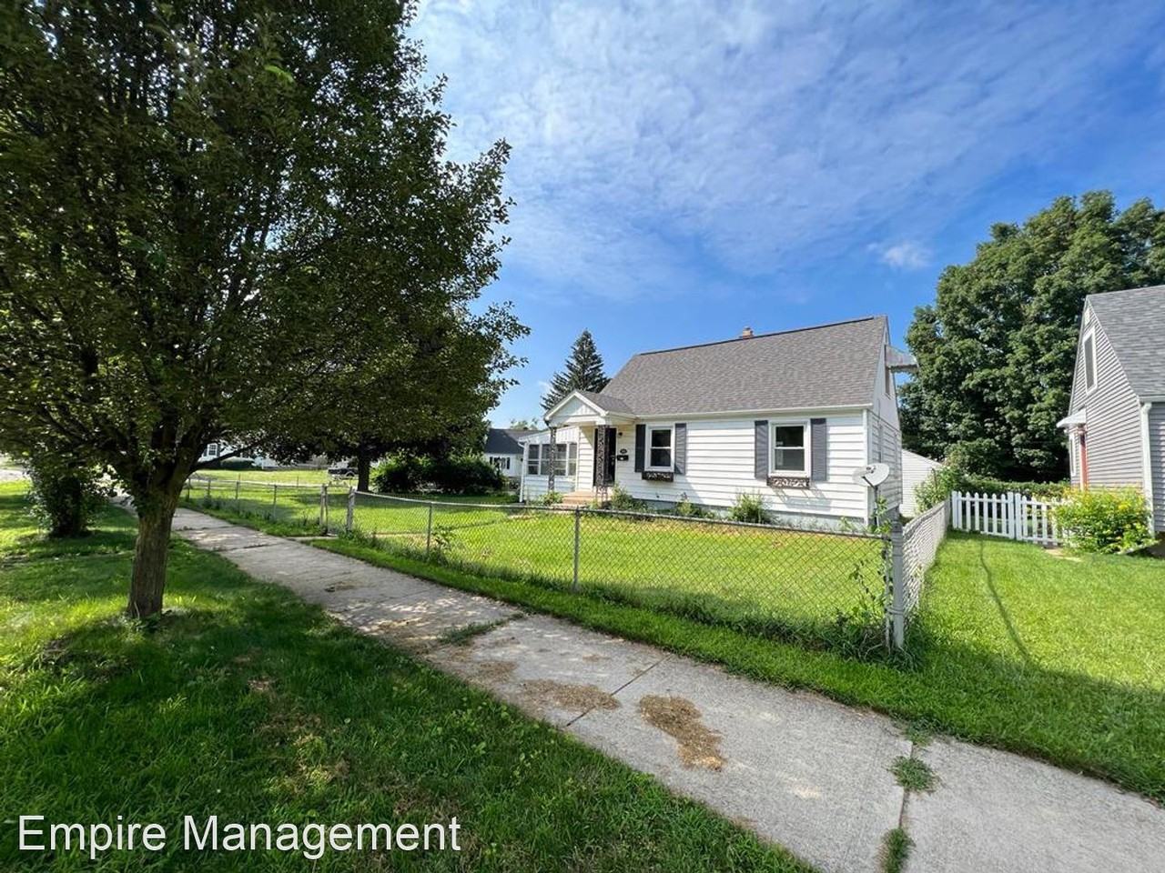 1031 Culver Pl - Photo 2 of 15