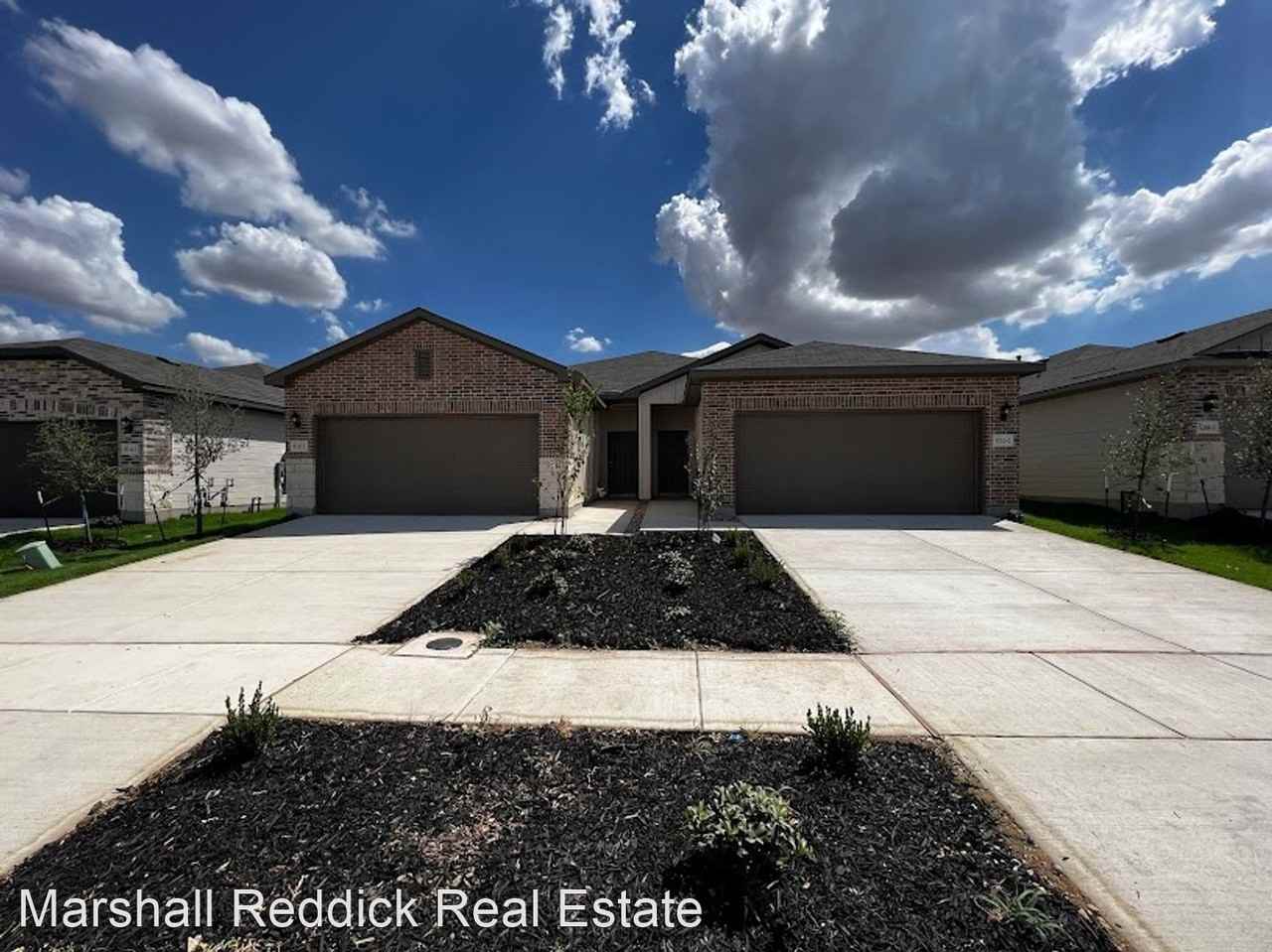 New Luxury Duplex in New Converse area Apartments 9310 Frio Landing